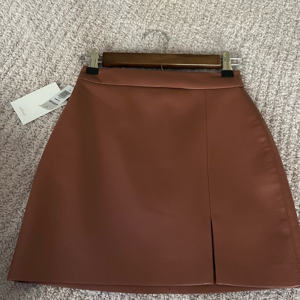 NWT Aritzia leather mini skirt